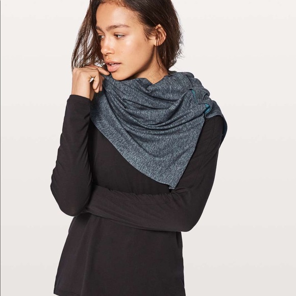lululemon- heathered submarine Vinyasa scarf - Picture 1 of 5